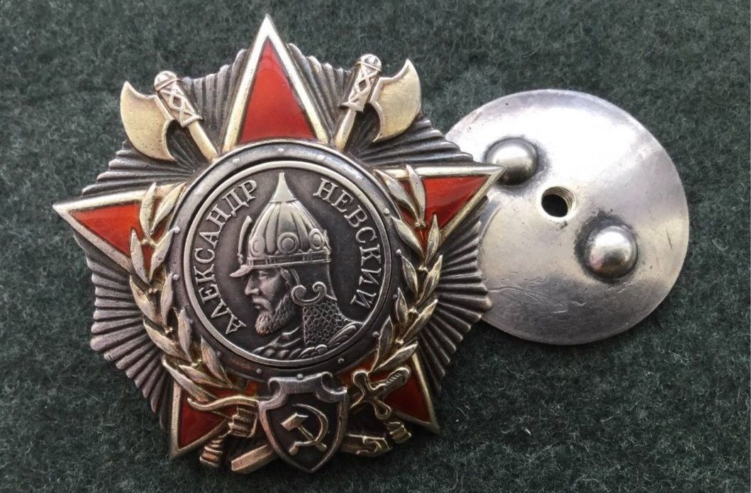 Сколько стоят награды. Советские ордена. Советские ордена и медали. Скупка орденов и медалей. Ордена СССР фото.